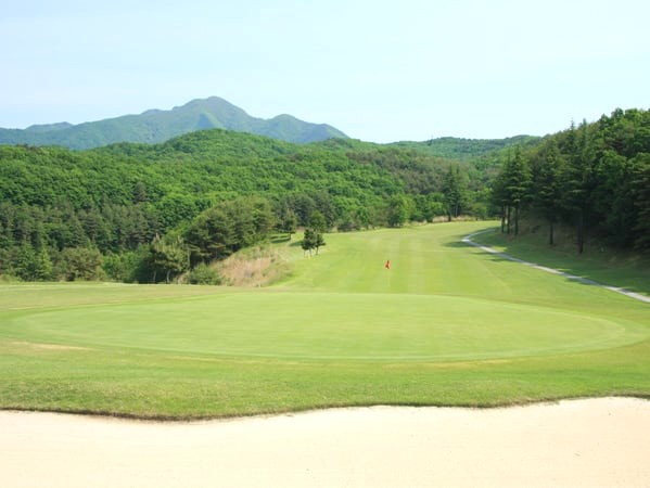 カントリークラブ　グリーンバレイ(山梨県韮崎市/韮崎駅/レストラン・ファミレス)_3